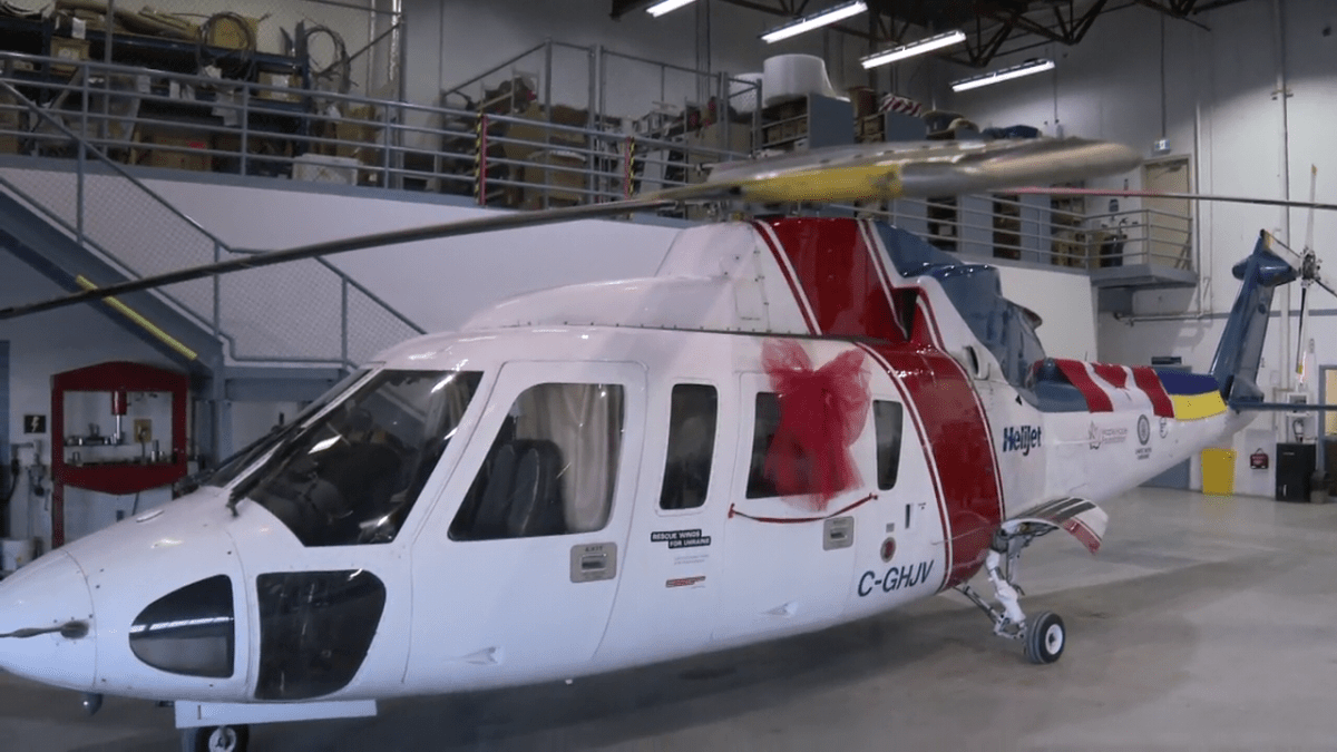 公元前美国直升机公司（Helijet）向乌克兰捐赠空中救护车